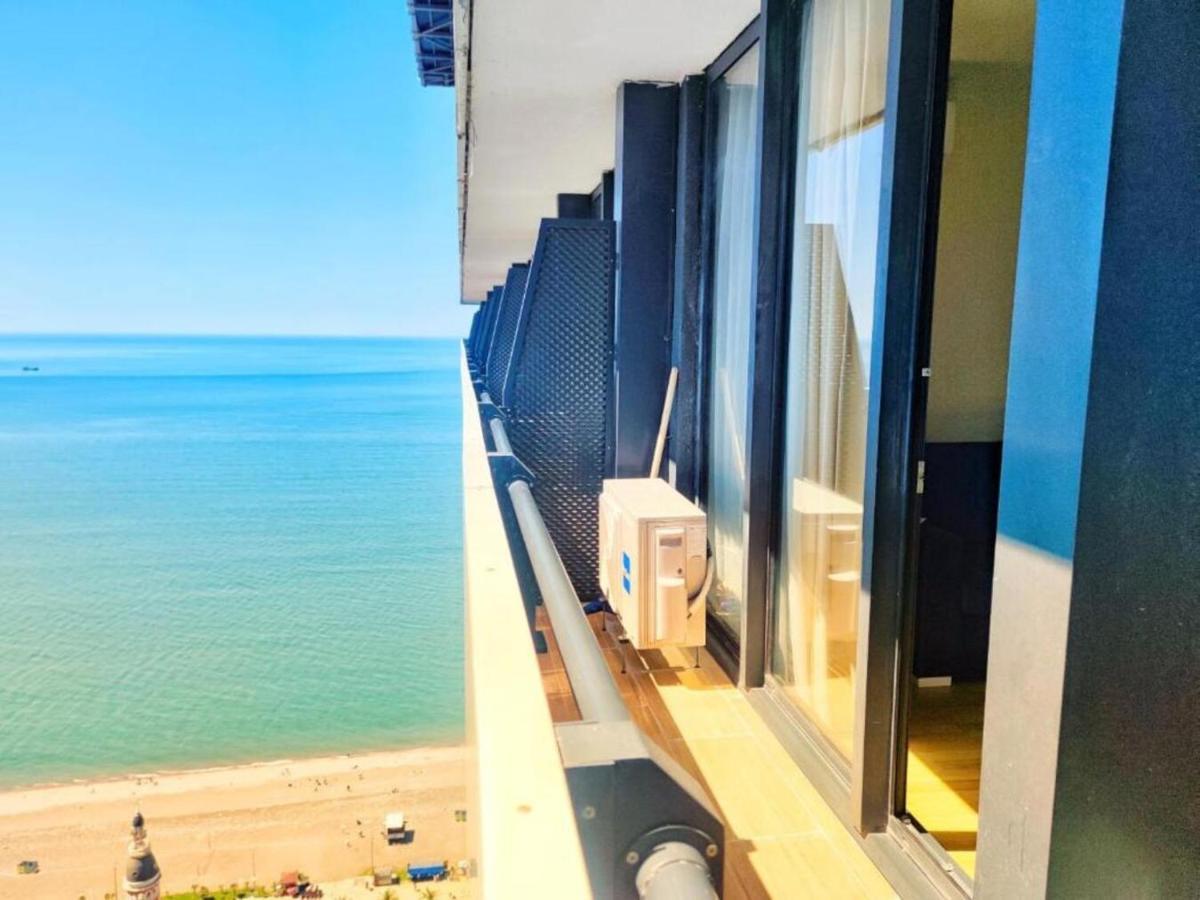 באטומי Seaside Resort In New Orbi Twins מראה חיצוני תמונה