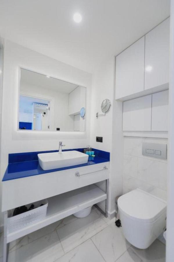 באטומי Seaside Resort In New Orbi Twins מראה חיצוני תמונה
